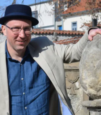 Profile picture for user gease